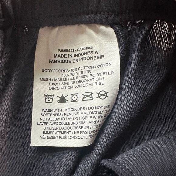 NWT NIKE Kids Girls  Black Loose Fit Shorts Running Athletic- Size Small - Picture 3 of 6